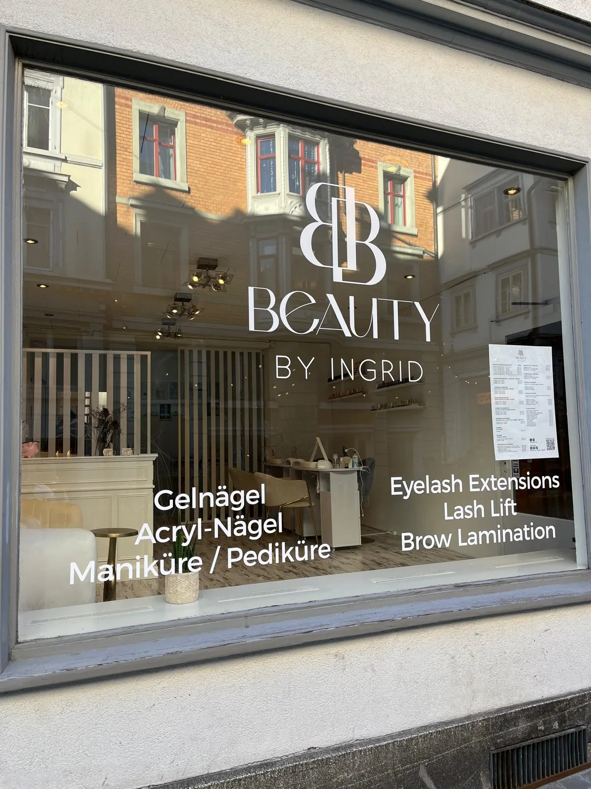 Schaufenster von Beauty by Ingrid an der Metzgergasse 21 in St. Gallen
